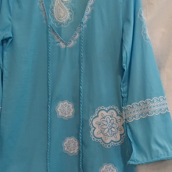 Mud Pie Blue and White Tunic Top Small - Picture 5 of 15